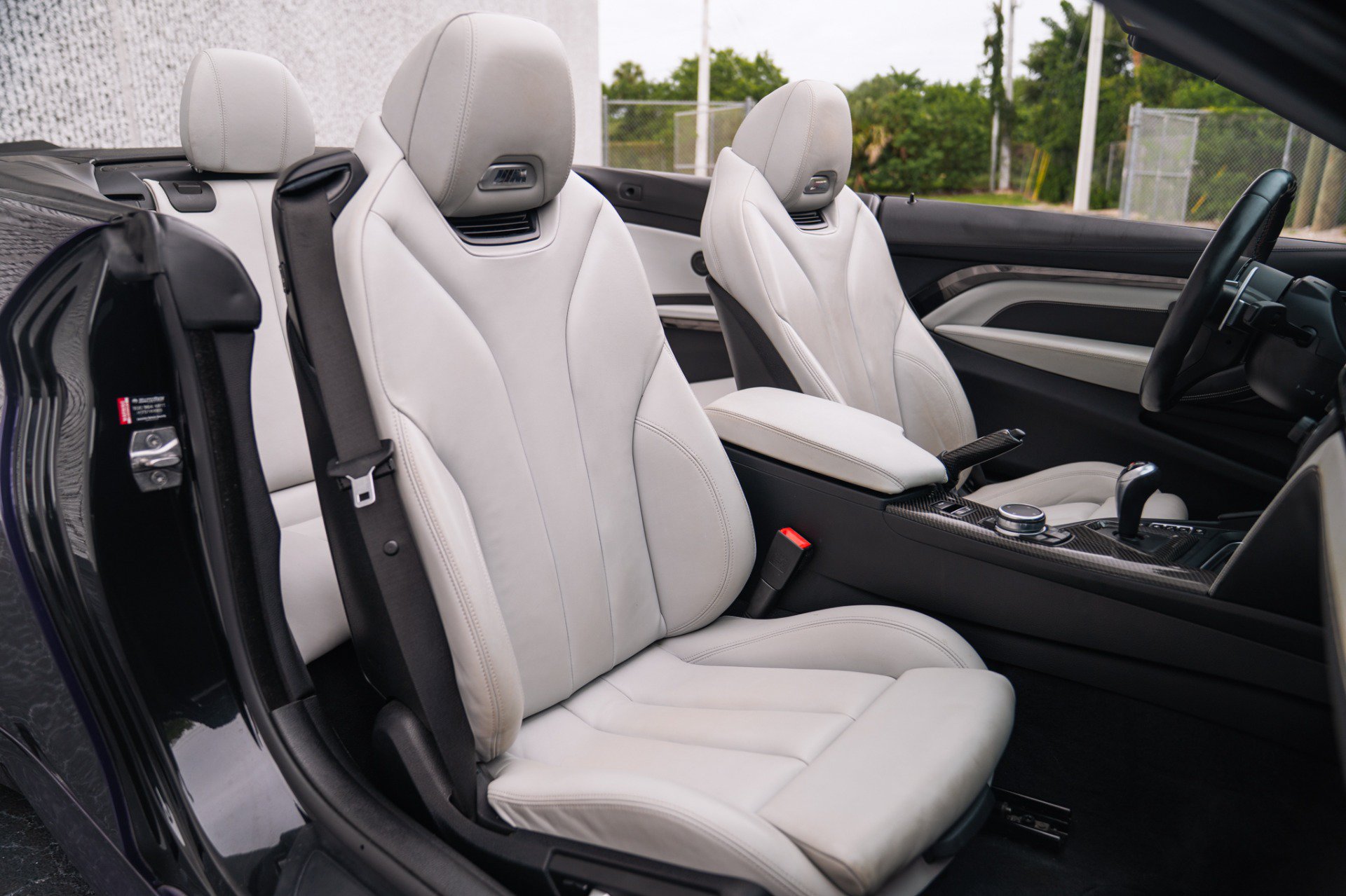Used 2016 BMW M4 Convertible RWD image 54