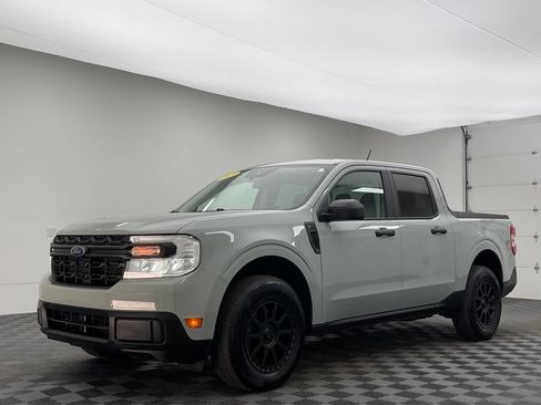 Used 2023 Ford Maverick XL FWD image 2