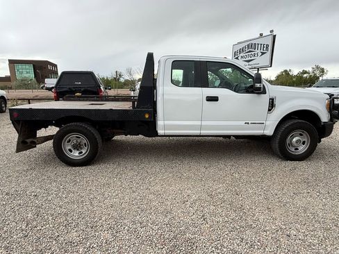 Used 2017 Ford F350 XL w/ Power Equipment Group AWD/4WD image 12
