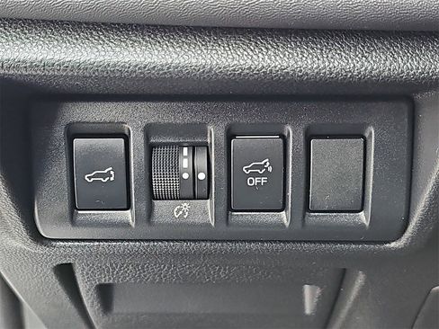 Certified 2023 Subaru Outback Limited w/ Popular Package #2 image 32