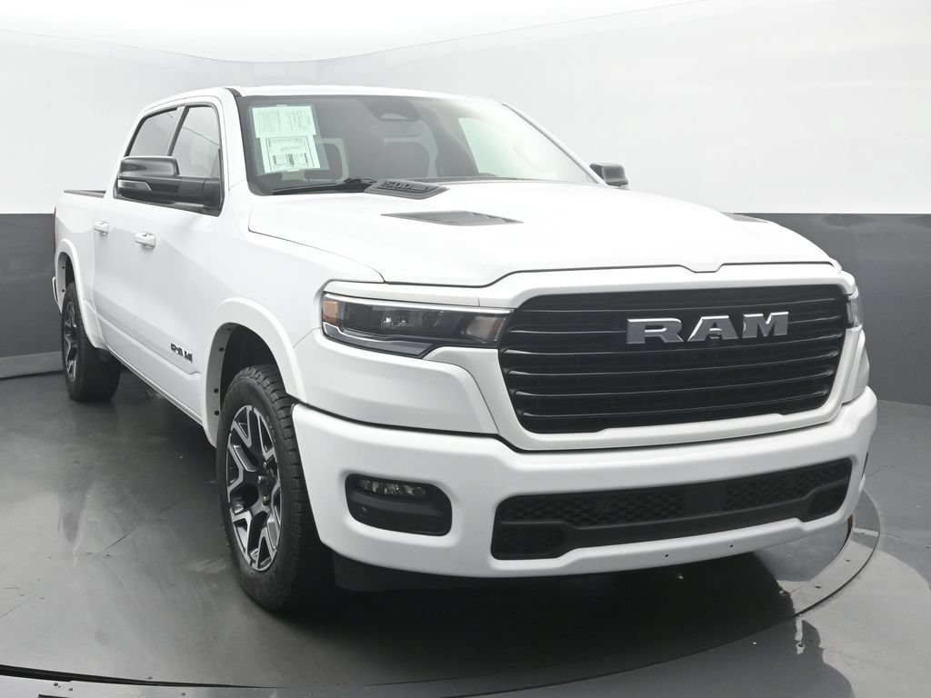 Used 2025 RAM 1500 Laramie w/ Sport Appearance Package AWD/4WD image 9