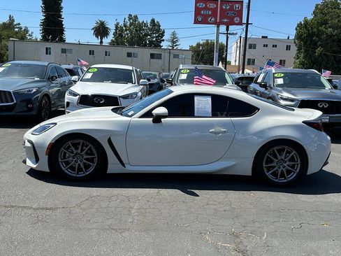 Used 2023 Subaru BRZ Premium RWD image 3