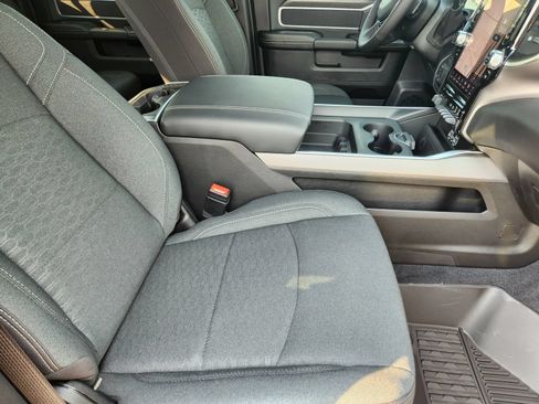 New 2027 RAM 3500 Big Horn AWD/4WD image 14