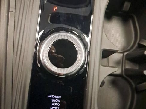 New 2026 Jeep Cherokee Limited AWD/4WD image 16