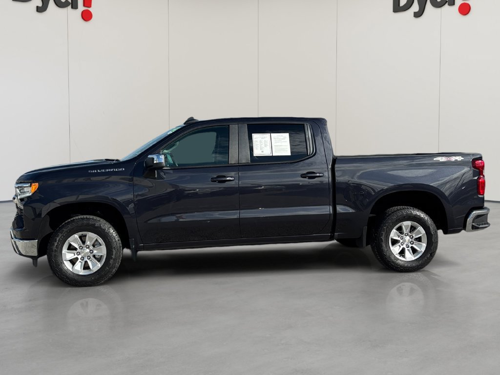 Used 2023 Chevrolet Silverado 1500 LT w/ Protection Package AWD/4WD image 2
