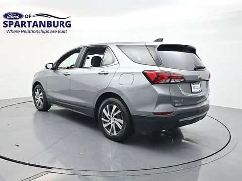 Used 2024 Chevrolet Equinox LT FWD image 5