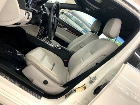 Used 2011 Mercedes-Benz C 300 4dr Sdn C 300 Sport RWD image 12