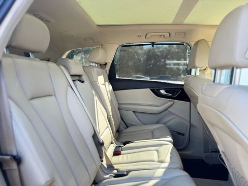 Used 2018 Audi Q7 3.0T Prestige w/ Prestige Package image 57