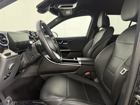 Used 2023 Mercedes-Benz GLC 300 4MATIC image 14