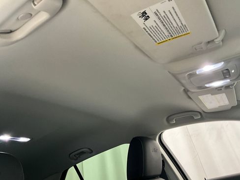 Used 2024 Buick Envision Sport Touring image 20