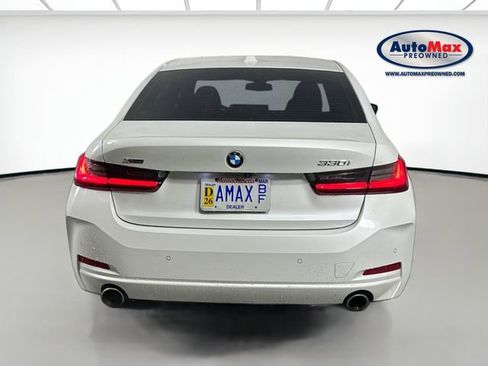 Used 2024 BMW 330i xDrive Sedan w/ Convenience Package image 8