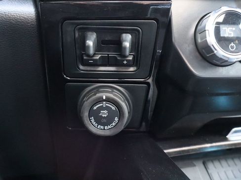 Used 2022 Ford F250 Lariat w/ Lariat Ultimate Package image 31