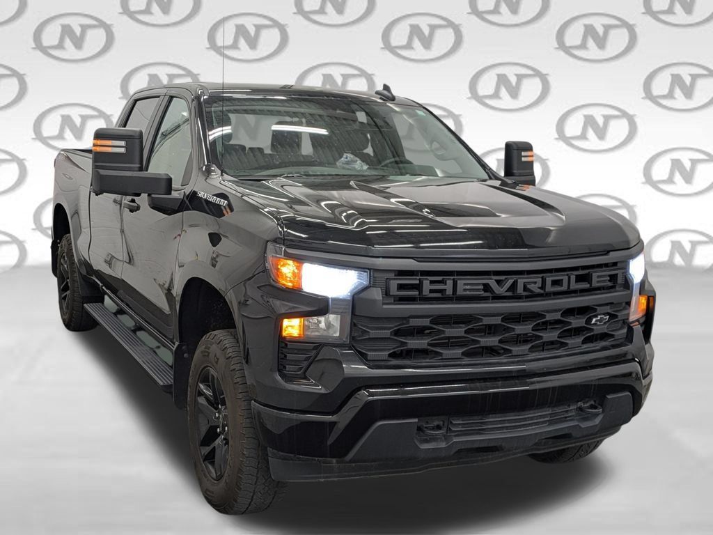 Used 2023 Chevrolet Silverado 1500 Custom AWD/4WD image 18
