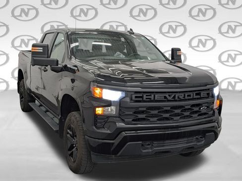 Used 2023 Chevrolet Silverado 1500 Custom AWD/4WD image 18