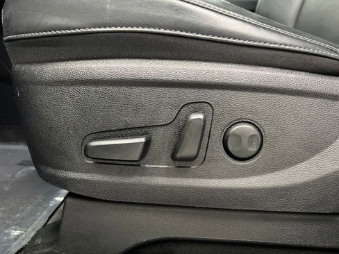 Used 2025 Kia Telluride S image 10