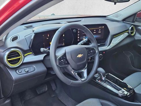 New 2026 Chevrolet Trax LT w/ LT Convenience Package image 3