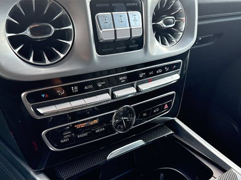 Used 2023 Mercedes-Benz G 550 image 16