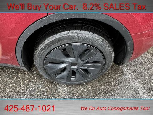 Used 2024 Tesla Model Y Long Range AWD/4WD image 11