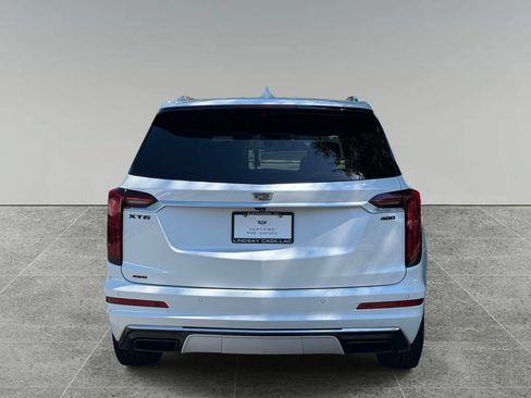 Used 2024 Cadillac XT6 Premium Luxury w/ LPO, Floor Liner Package AWD/4WD image 11
