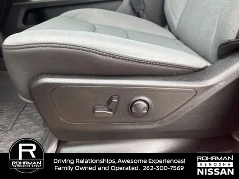 Used 2025 RAM 1500 Big Horn image 6