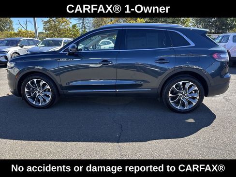 Certified 2022 Lincoln Nautilus Reserve w/ Luxury Package image 2