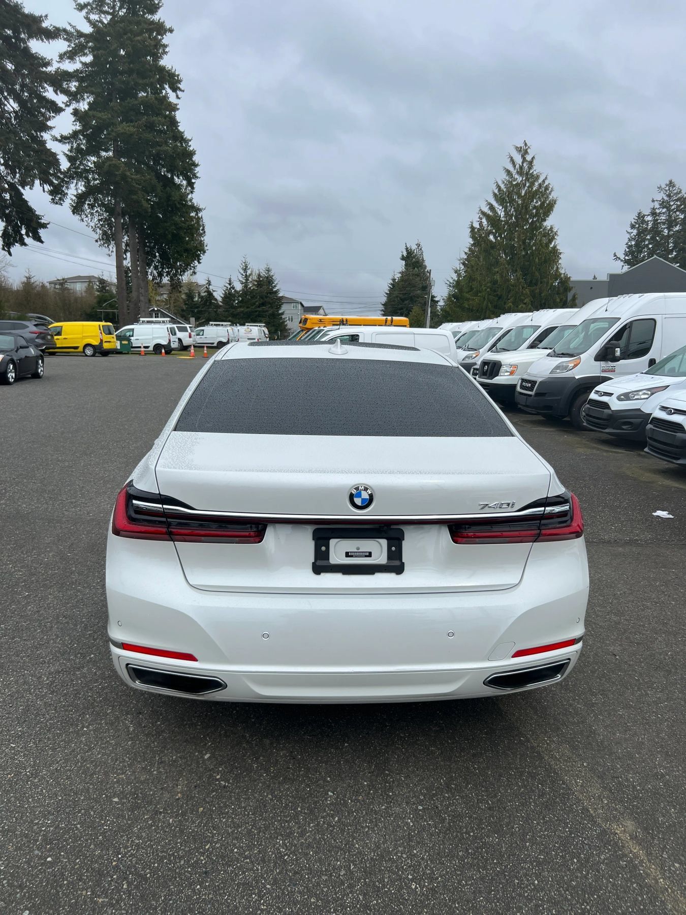 Used 2022 BMW 740i RWD image 6