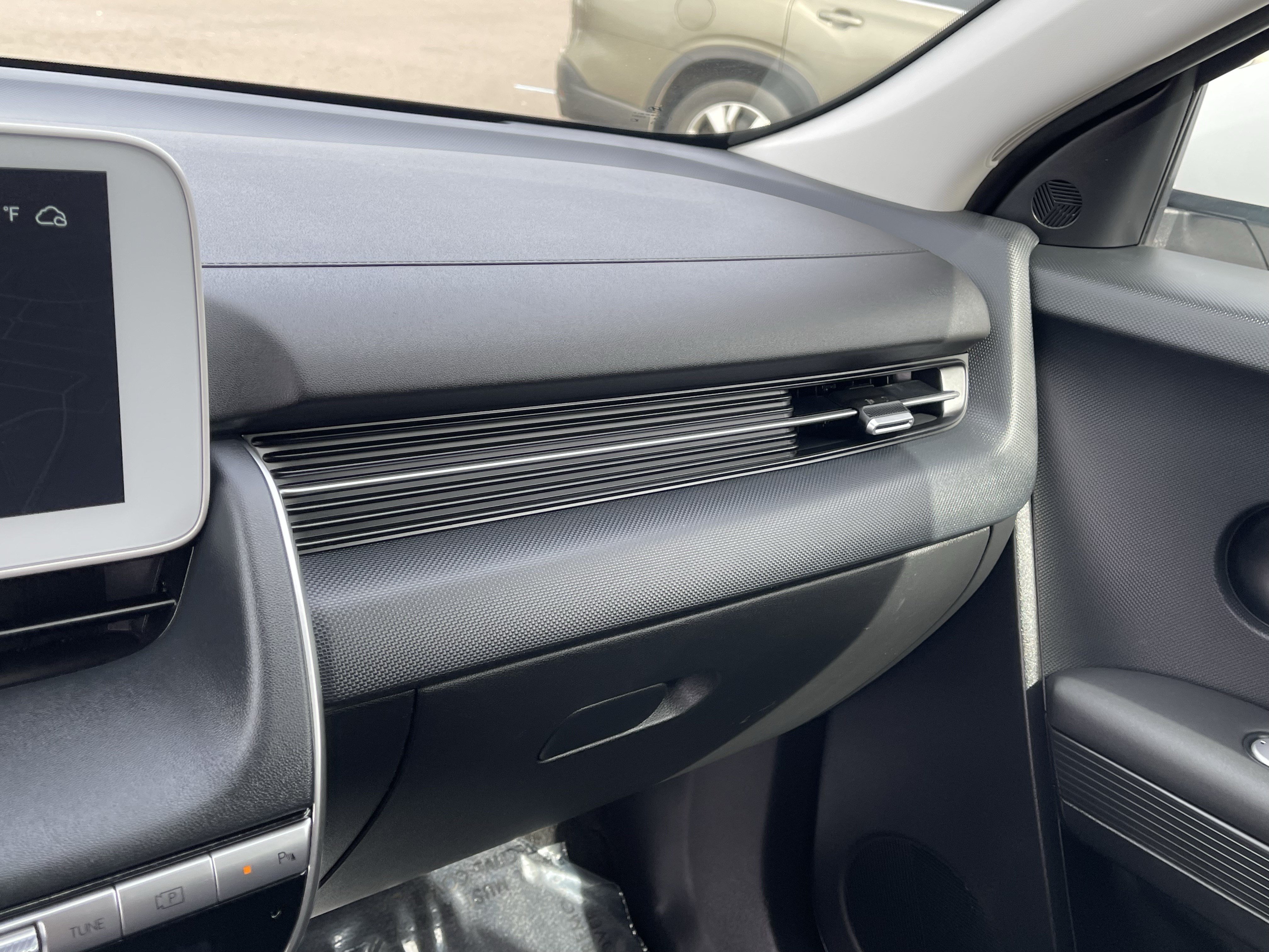 Certified 2024 Hyundai Ioniq 5 SEL RWD image 24