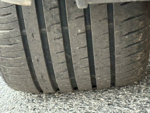 Used 1997 Chevrolet Corvette Coupe w/ Memory Pkg image 28