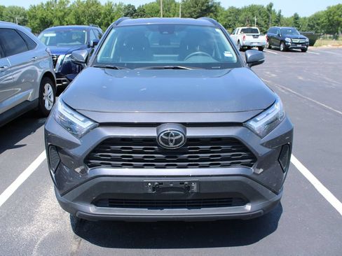 Used 2025 Toyota RAV4 XLE FWD image 2