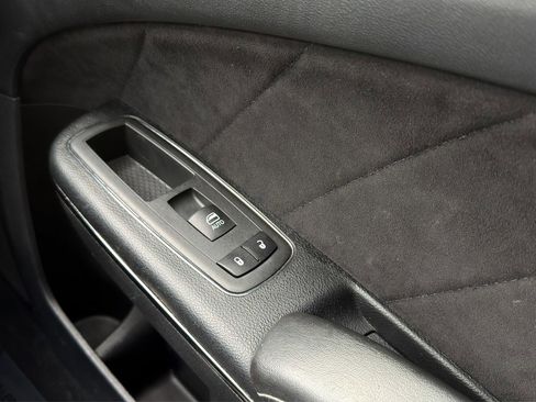 Used 2020 Dodge Charger SRT Hellcat w/ Harman/Kardon Audio Group RWD image 15
