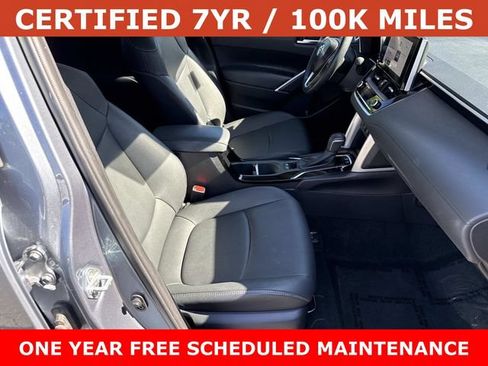 Used 2025 Toyota Corolla Cross XLE AWD/4WD image 9
