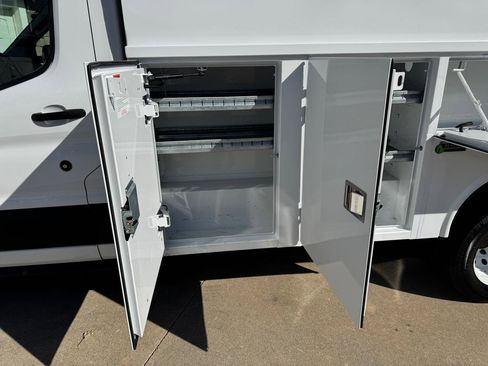 Used 2017 Ford Transit 350 138 DRW w/ Interior Upgrade Package image 28