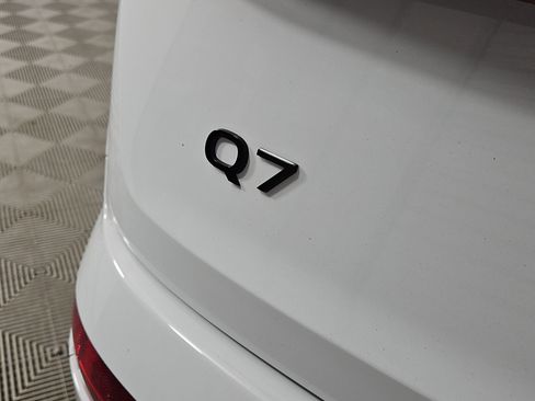 New 2026 Audi Q7 3.0T Premium Plus AWD/4WD image 11
