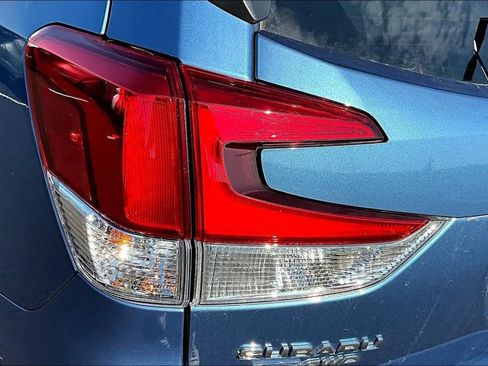 Used 2024 Subaru Forester Premium AWD/4WD image 19