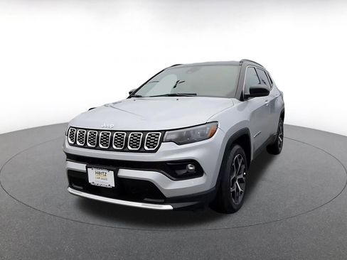 Used 2025 Jeep Compass Limited image 7