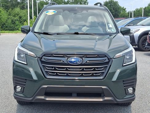 Certified 2024 Subaru Forester Premium AWD/4WD image 2