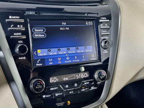 Used 2024 Nissan Murano SV AWD/4WD image 19