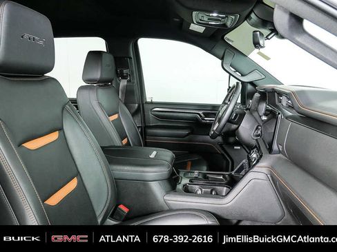 Used 2024 GMC Sierra 2500 AT4 w/ Technology Package AWD/4WD image 20