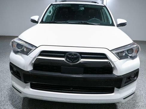 Used 2023 Toyota 4Runner Limited AWD/4WD image 4