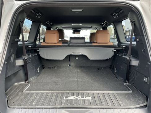 Used 2024 Lexus GX 550 image 24