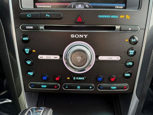 Used 2016 Ford Explorer Sport w/ Equipment Group 401A image 24