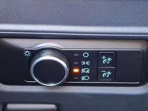 Used 2024 Ford Expedition Max XLT image 26