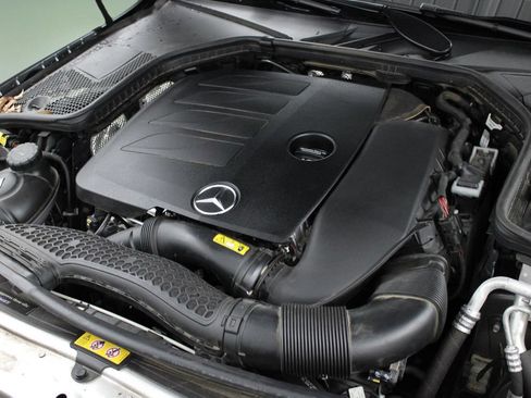 Used 2019 Mercedes-Benz C 300 Sedan image 45