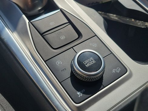 Used 2020 Ford Explorer ST w/ ST Street Pack image 31