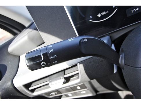 Certified 2025 Hyundai Sonata SEL image 18