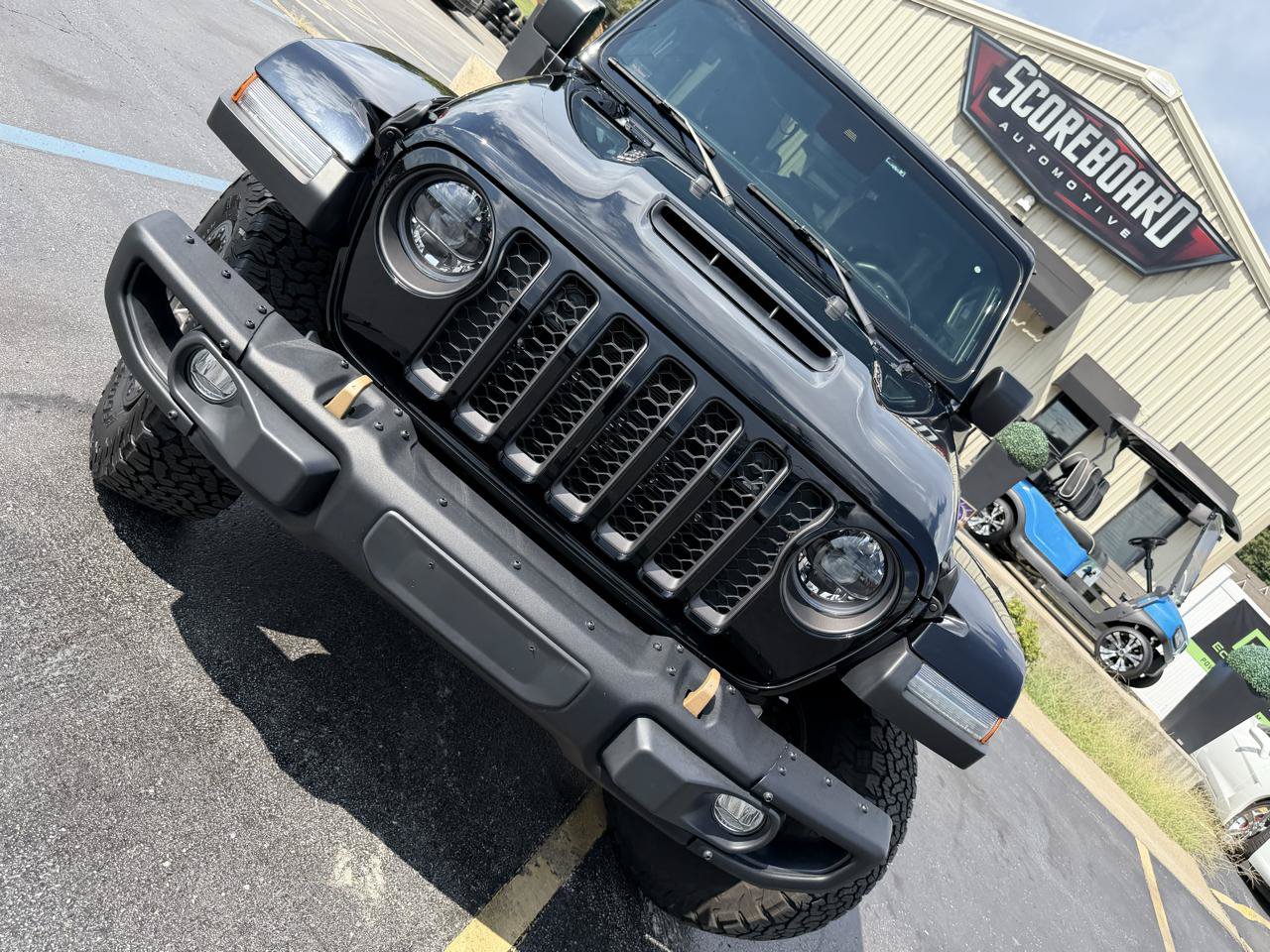 Used 2023 Jeep Wrangler Unlimited Rubicon 392 w/ Dual Top Group AWD/4WD image 9
