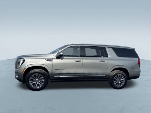 New 2026 GMC Yukon XL Denali w/ Sun & Power Step Package image 5