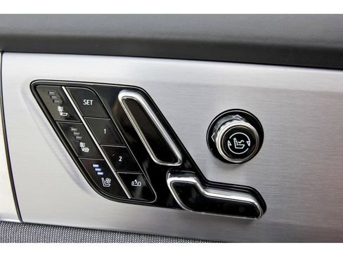 New 2026 Cadillac Vistiq Premium Luxury image 22