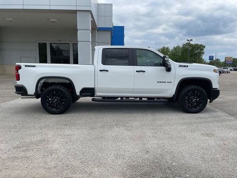 New 2026 Chevrolet Silverado 2500 LT image 6
