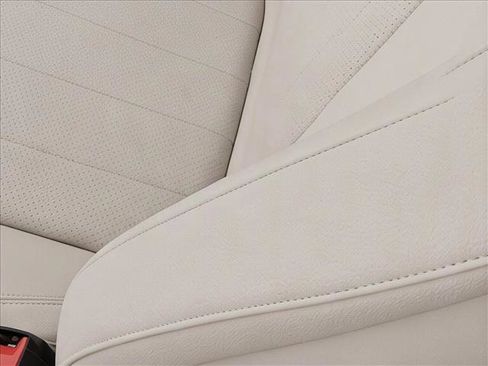 Certified 2019 Mercedes-Benz E 300 image 24